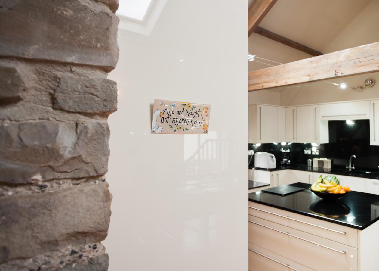 Beudy Bach Bed & Breakfast Cross Hands Bagian luar foto